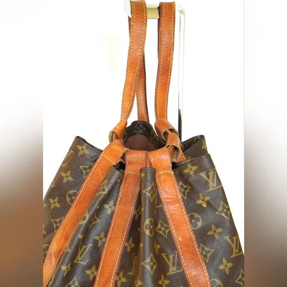 Louis Vuitton Monogram Randonnee Large bag/backpack - Picture 9 of 14